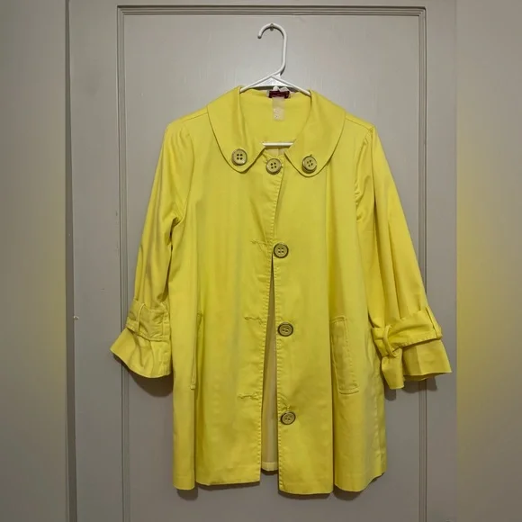 Yellow Spring Jacket - Picture 1 of 8
